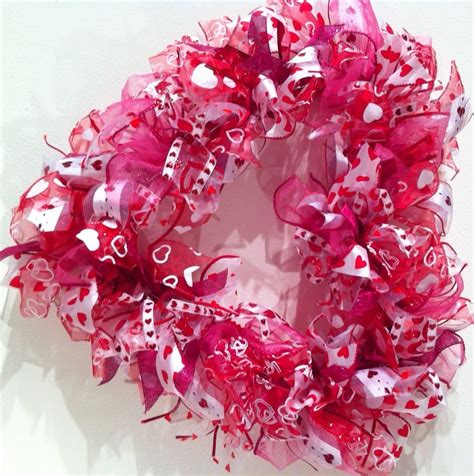 14 Inch Valentines Heart Shaped Ribbon Wreath With Images Diy