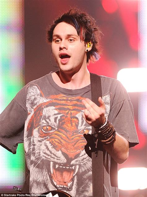 5 Seconds Of Summer Guitarist Michael Clifford Opens Up About Mental