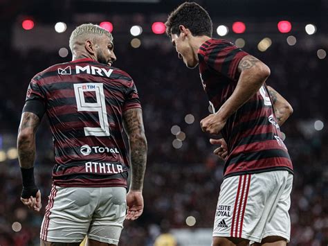 Após a licitação da odebrecht (consórcio maracanã) ser cancelada pelo governador wilson witzel, flamengo e fluminense conseguiram assumir a administração do estádio de forma conjunta, com custos divididos entre ambos. Sombra cheia de luz: juntos e goleadores, Gabigol e Pedro ...