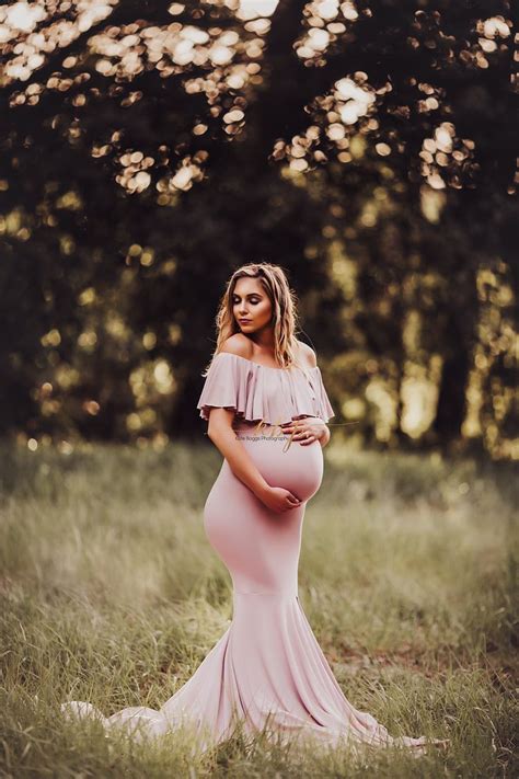 Lovely Mama In Our Cirenyagown In Blush Maternity Photography Poses