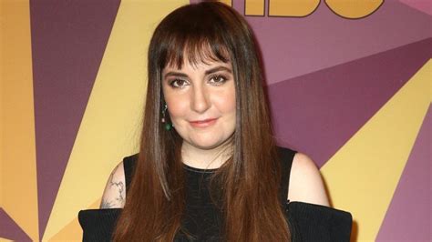 Lena Dunham Reveals She Underwent A Total Hysterectomy