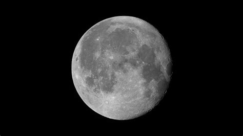 Full Moon In 4k Rastrophotography