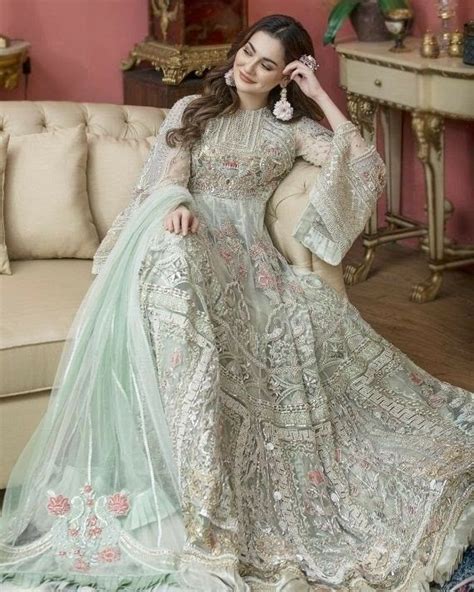 pin by qurrat ul ain abbas👑💫 سید on ♡hänia Âmir♡ bridal dresses pakistan bridal dress design