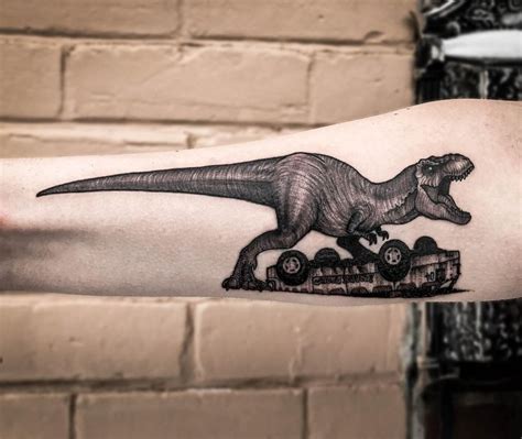 Pin By Anp On Dinosaur Lovers Dinosaur Tattoos Jurassic Park Tattoo Nerdy Tattoos