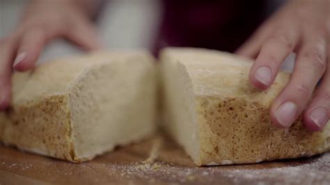 Die temperatur nach 15 minuten auf 230 grad reduzieren. Toastbrot backen mit dem Thermomix® TM5® & TM31 - YouTube