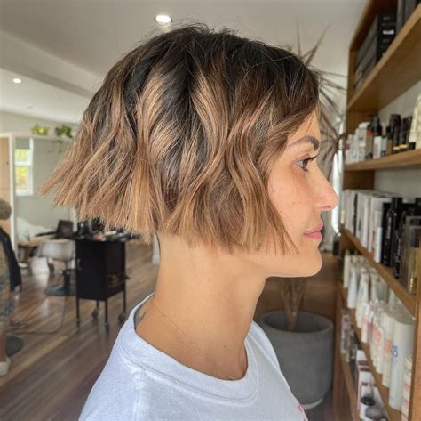 Short Hairstyles Are Absolutely Gorgeous Short Haircuts