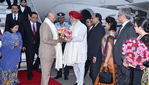 01:51 naia terminal ii, pasay city 17 november 2015 connect with rtvm facebook: File:The Prime Minister of Malaysia, Dato' Sri Mohd Najib ...