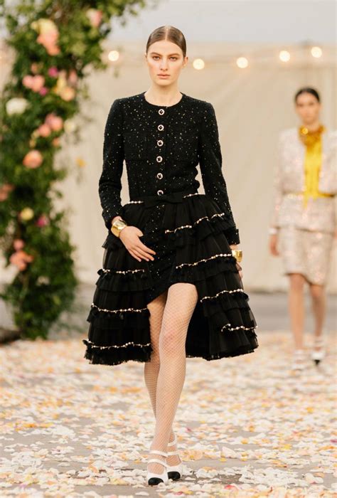 Paris Fashion Week Chanel Springsummer 2021 Haute Couture Aande Magazine