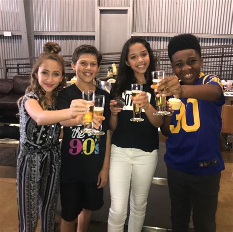 Click connect facebook to locate facebook friends on instagram. Ruth Righi (@thatruthrighi) | Instagram photos, videos ...