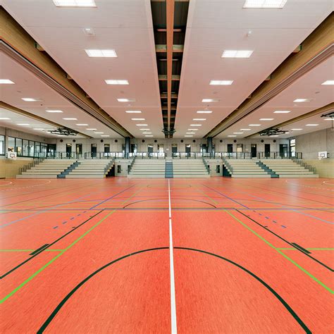 Einblick Sporthalle Dreifachsporthalle Rothenburg O D Tauber Architekturobjekte Heinzede