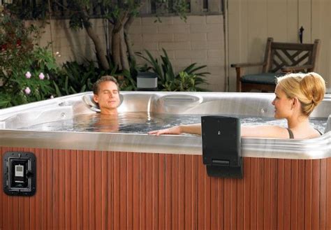 4 Ways A Hot Tub Helps Fight The Common Cold Seven Seas Pools And Spas Hot Tub Hot Pools Spa