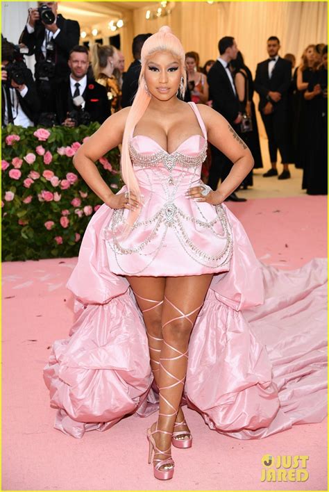 Nicki Minaj Is Pretty In Elaborate Pink Gown At Met Gala 2019 Photo 4285493 Nicki Minaj