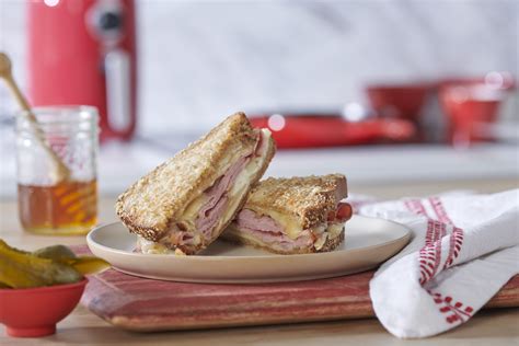 Air Fryer Crispy Grilled Cheese With Ham Dempsters