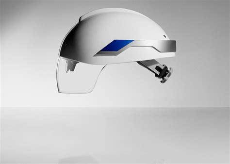 Daqri Smart Helmet Brings Ar To The Workplace