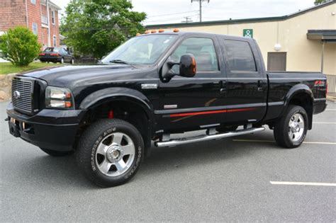 2007 Ford F350 4x4 Lariat Outlaw Edition Crew Cab 60l Powerstroke