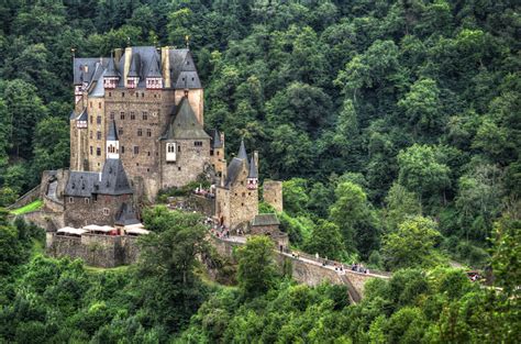 12 Magnificent Fairytale Castles Around The World Photos Touropia
