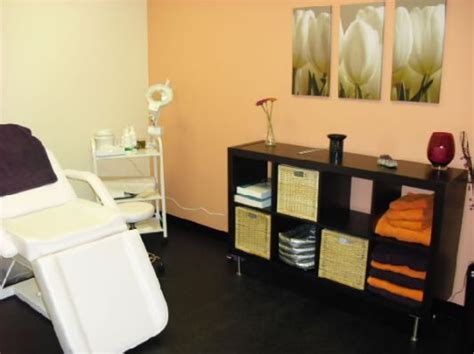 Waxing Room At V3 Fitness And Beauty Waxing Room Esthetics Room