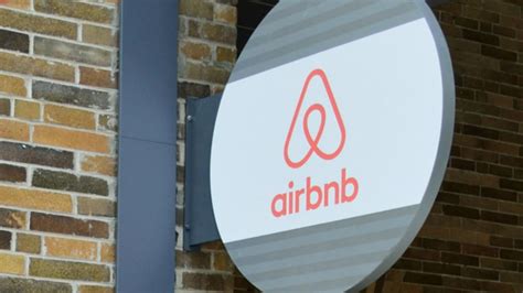 Airbnb S Tax Agreement With Wisconsin Yields 2 5 Million In First Year Milwaukee Business Journal