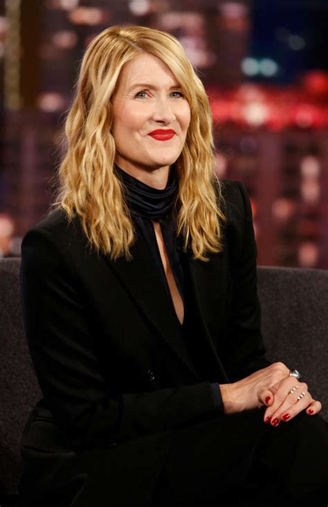 Laura Dern’s Skincare Routine Includes This True Botanicals Mask Instyle