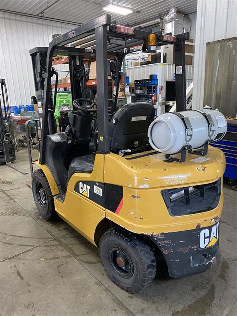 The tsp series turret forklift features a stronger mast, higher reach, and narrow footprint, allowing you to make the most of your storage space. Caterpillar Forklift 2P5000 C1135 | Willmar Forklift