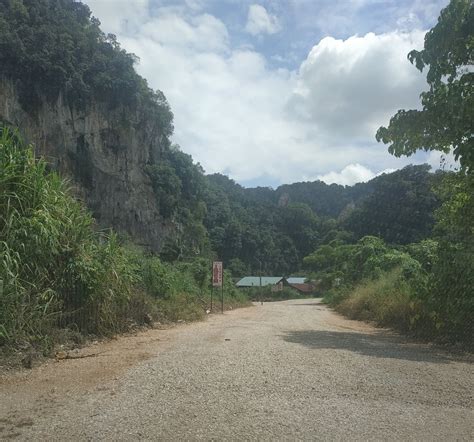 Kamidihalang #adakahitupenghuninya sebuah rakaman di tasik cermin, ipoh perak yang katakan tempat ini dihuni oleh bunian. TASIK CERMIN IPOH | PROJEK LAKI BINI