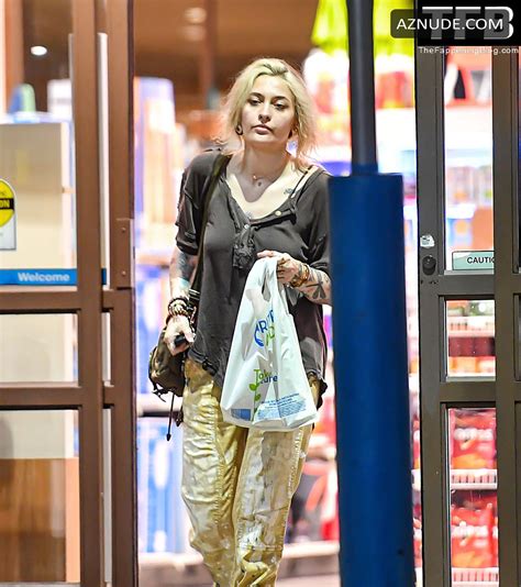 Paris Jackson Sexy Seen Braless Flaunting Her Hot Tits In Los Angeles