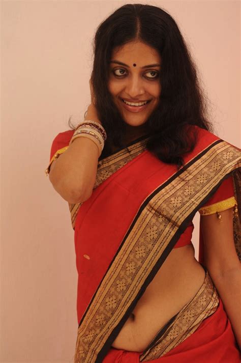 Hot Actress Kavitha