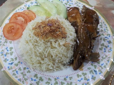 Admin pasti yang ramai diantara kita semua menyukai nasi ayam bukan? DUHAI HATI: Nasi Ayam.....Resepi yang simple!!!!!