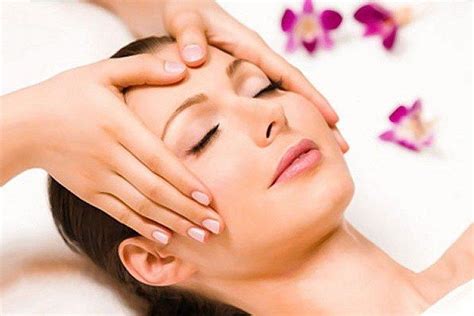 Top Benefits Of Facial Massage And Facial Steaming Massage In Honolulu