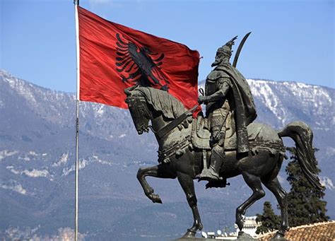 The Crown Of Skanderbeg Albania Albania Flag Albanian Culture