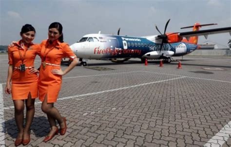 Malaysian Mps Say Airasia Firefly Stewardesses Uniforms Too Sexy