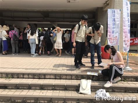 台灣就業通人生職涯好夥伴，企業徵才好幫手、求職網提供求職者多元化職缺、就業新聞、徵才活動訊息、產業、分眾與計畫專區、政策資源、職涯評測、升學就業地圖等豐富資訊，是您職涯發展路上的好夥伴。taiwanjobs findjob website provides diversity job openings, job information, recruitment events. 國中會考／英文科閱讀相聲、經營模式入題 考生：題目很有水準 | ETtoday生活 | ETtoday新聞雲