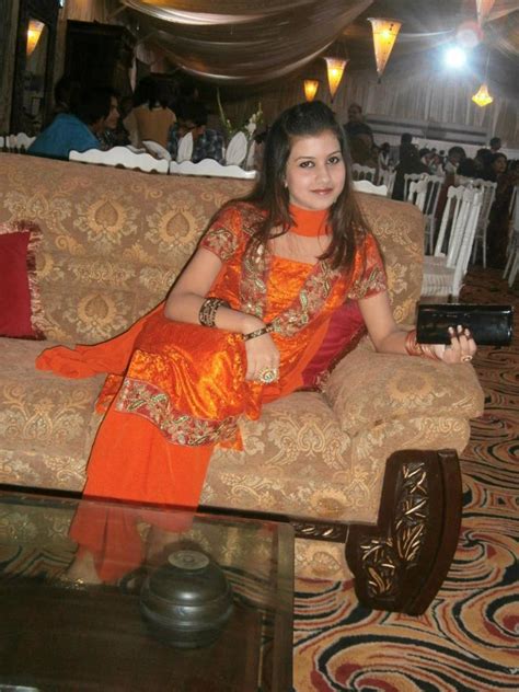 Sweet Indian Desi Girls In Salwar Kameez And Indian Sexy Girls In Sexy
