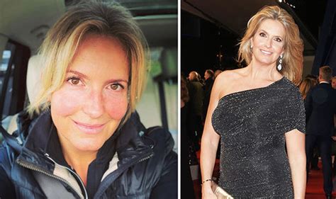 Penny Lancaster Instagram Rod Stewarts Wife Poses Make Up Free Amid