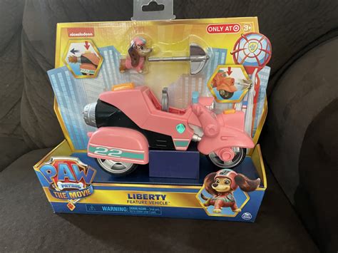 Paw Patrol Libertys Movie Toy Car With Collectible Action Figure