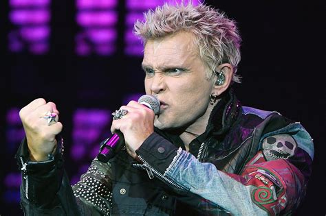 how billy idol almost lost his leg in a motorcycle accident