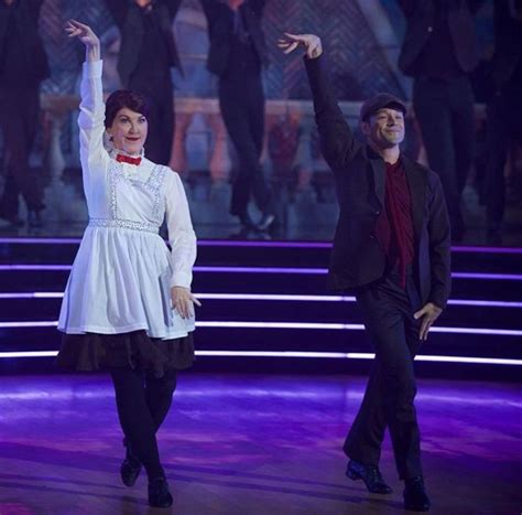 Kate Flannery And Pasha Pashkov Dancing With The Stars Dwts Hannah Brown