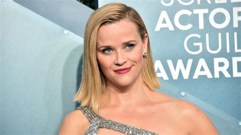 Reese Witherspoon Gets New Netflix Rom Coms
