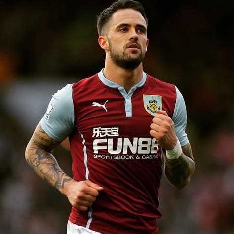 Liverpool are set to receive a financial boost as a result of danny ings' transfer from southampton to aston villa. Danny Ings Signs for Liverpool | Soccer Box