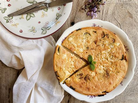 La frittata con farina di ceci è un secondo piatto sfizioso ed allo stesso tempo facilissimo da preparare. Frittata senza uova con farina di ceci e zucchine [e come ...