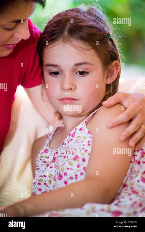 Madre E Hijo Fotografía De Stock Alamy