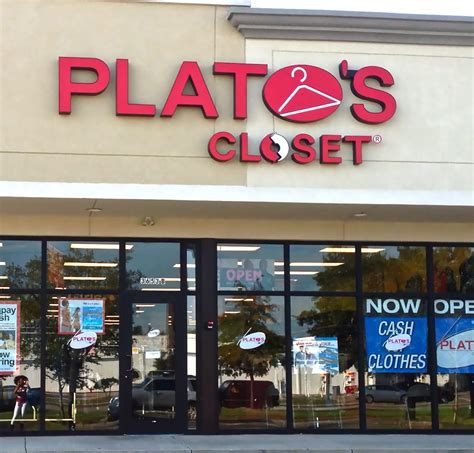 Plato Closet Locations - Unconventional But Totally Awesome Wedding Ideas