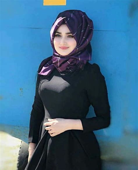 24 Pretty Muslimah Inspirasi Terbaru