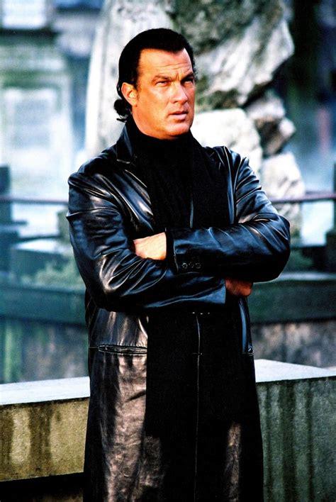 Steven seagal gehört zu den bekanntesten actionstars der welt. Steven Seagal: So sieht der Schauspieler heute aus