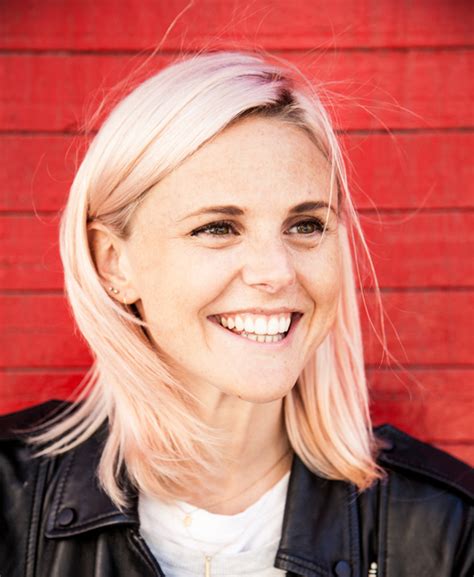 Robyn Exton Speaking Engagements Schedule And Fee Wsb