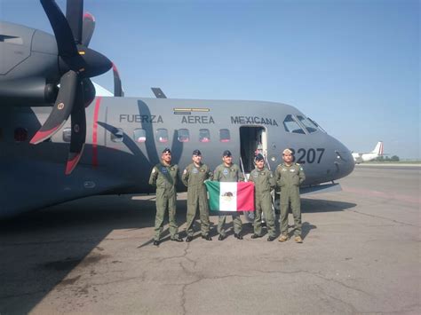 Avión De La Fuerza Aérea Mexicana Aterriza En El Polo Norte Protocolo