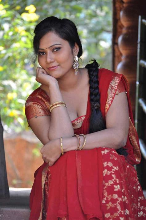 Kannada Hot Aunties Photos Latest Tamil Actress Telugu Actress