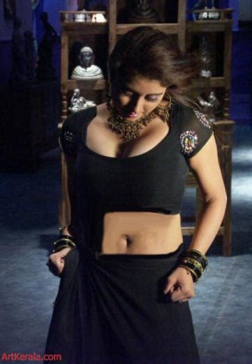 Picmusiq Sunitha Varma Sexy Boobs Popping Out Stills In Saree
