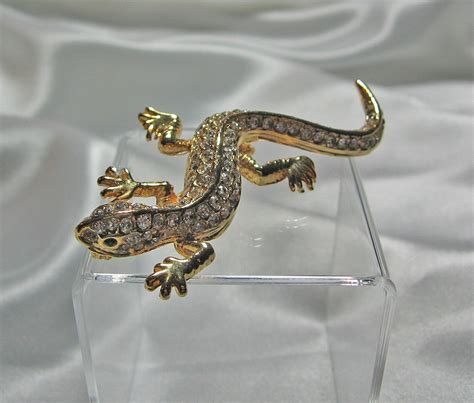 Vintage Rhinestone Lizard Gecko Brooch