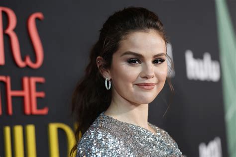 Selena Gomez Is Raw Vulnerable In Trailer For New Documentary